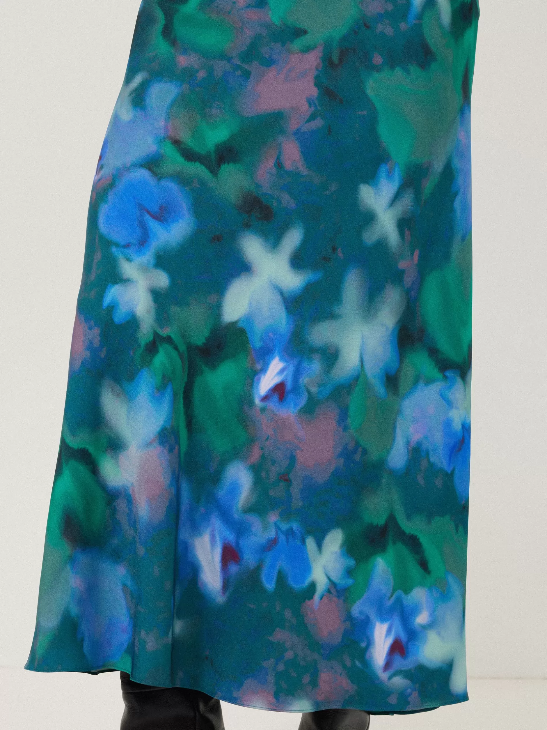 Discount Jigsaw Floral Mist Asymmetric Skirt Green