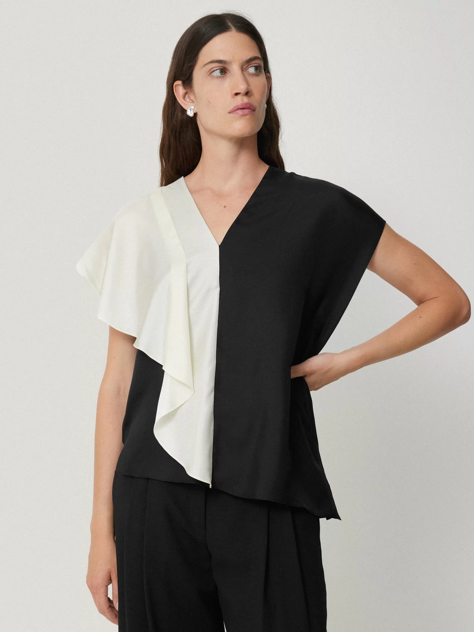 Best Jigsaw Sculptural Silk Twill Top Monochrome