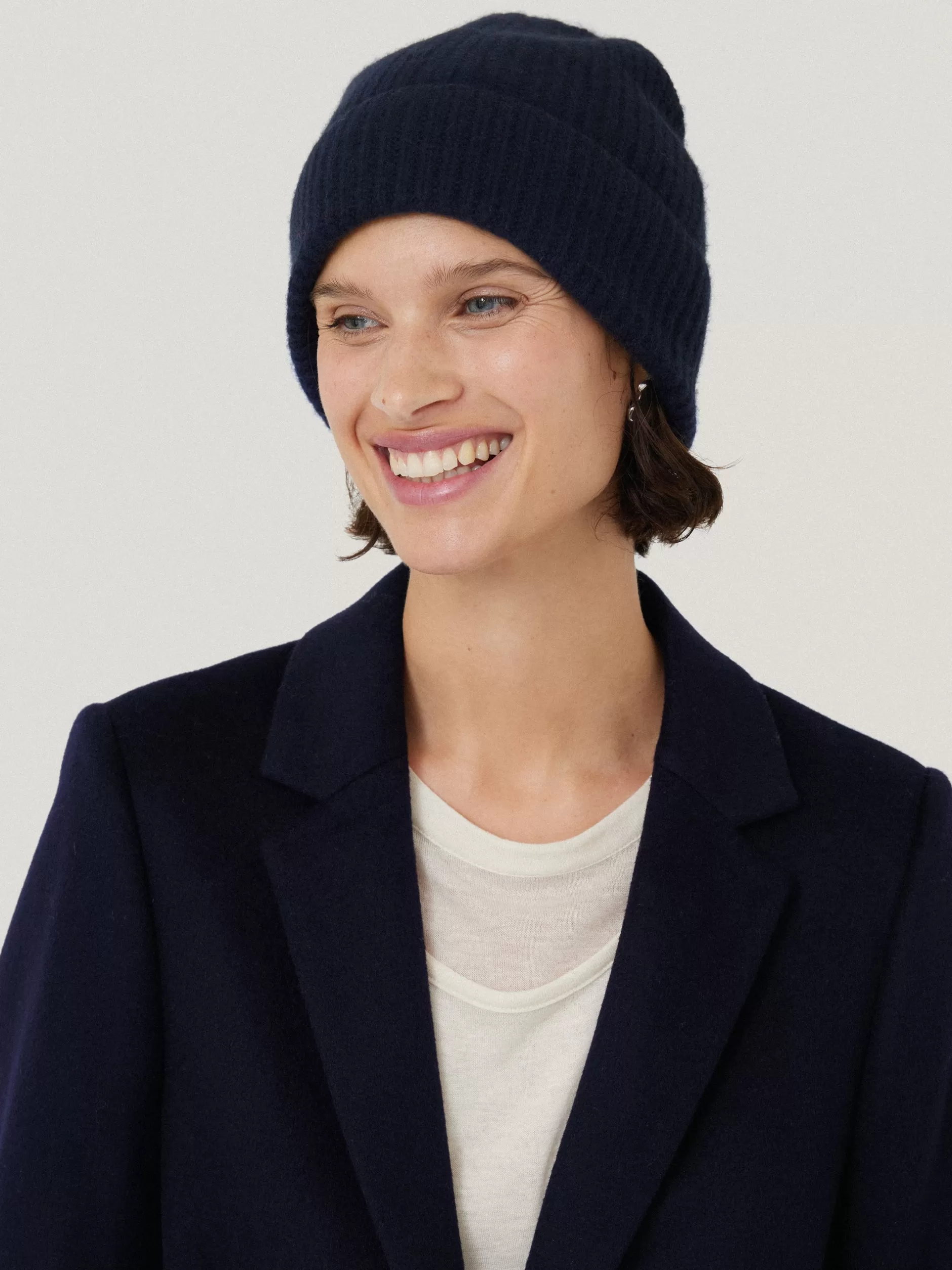 Best Jigsaw Wool Cashmere Blend Beanie Navy