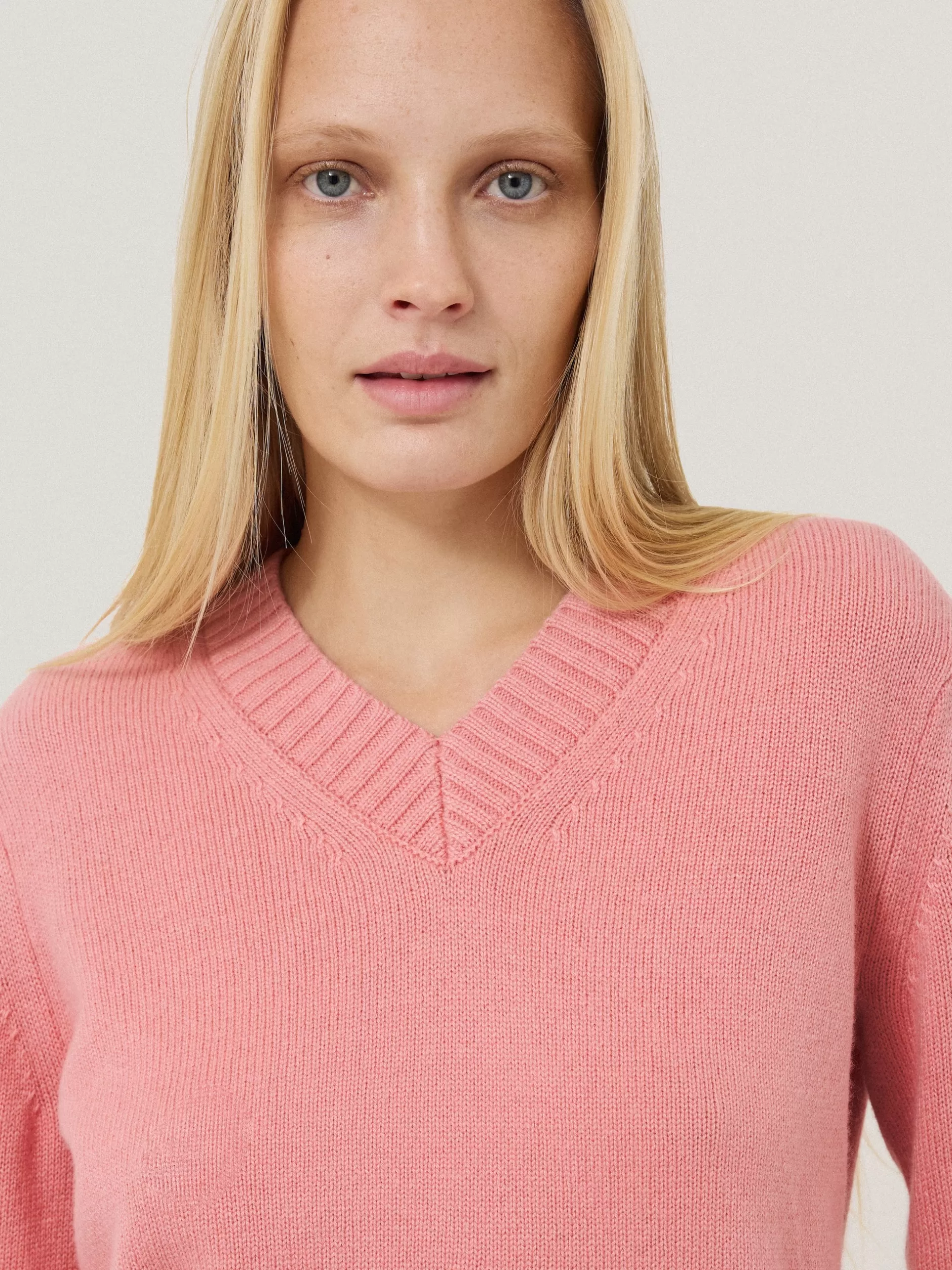 Cheap Jigsaw Wool Cashmere Blend V Neck Pink