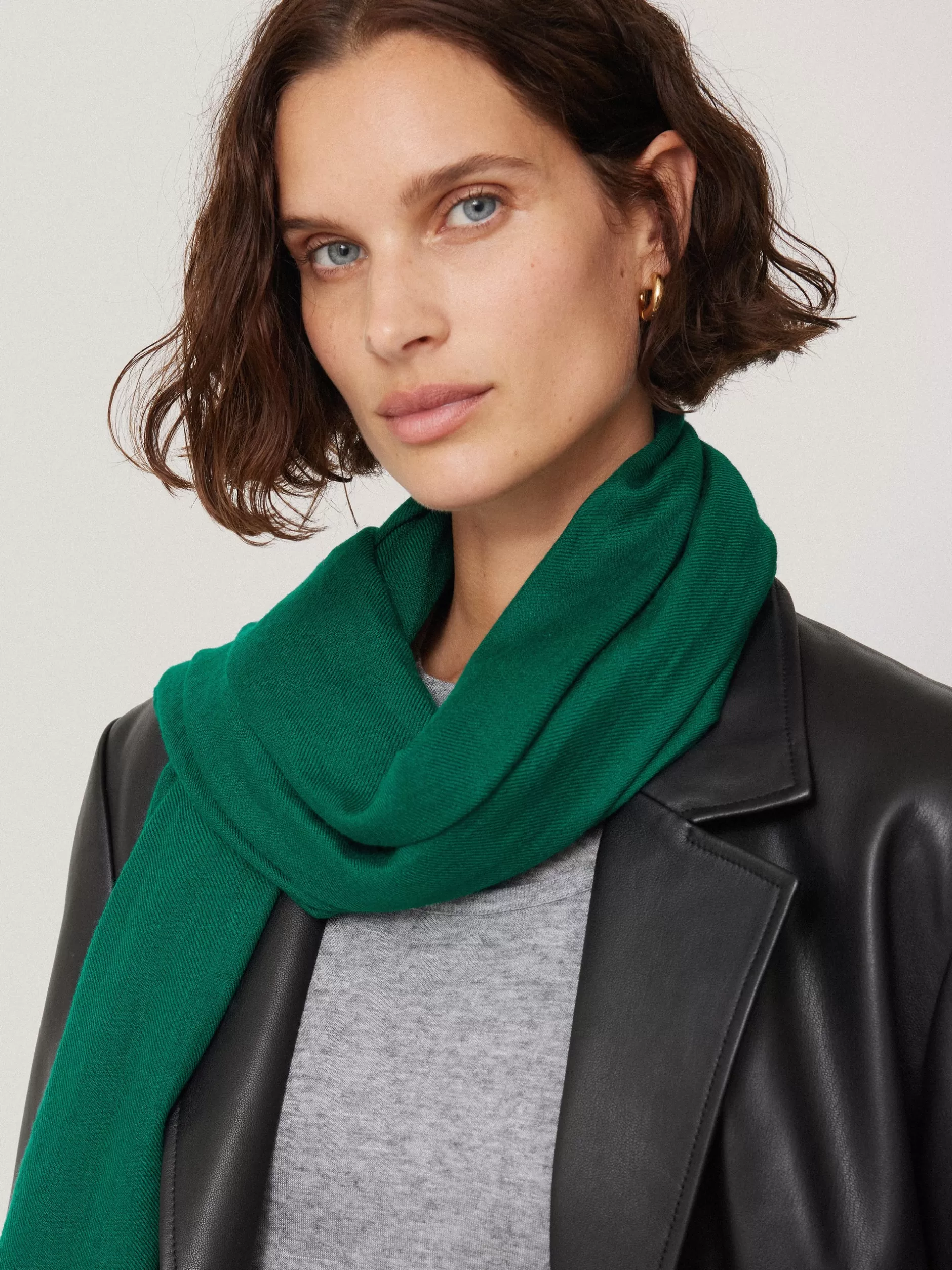 Hot Jigsaw Wool Silk Pashmina Green